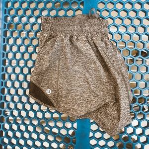 Lululemon Hotty Hot High Rise Lined Short